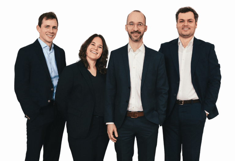 Vier Anwälte von BK Baumeister und Kollegen